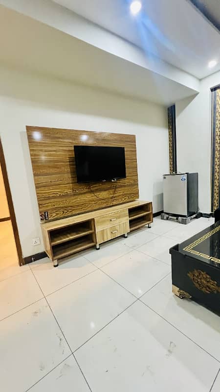 1 Bed Fully Furnished Apartment With Separate Entrance For Sale In Bahria Town Lahore 16