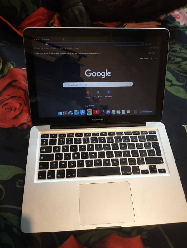 Mac book pro 4Gb 1