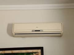 Haier 1.5 ton AC for sale - Gas is leaked from condenser