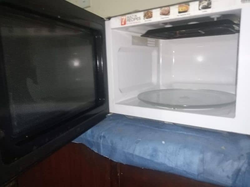 Dawlance Microwave oven 2