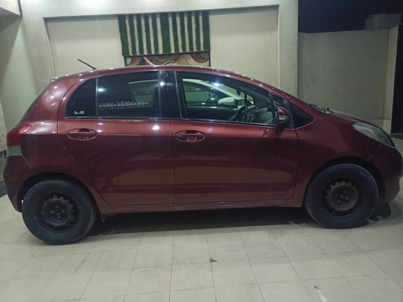 Just like brand new mehroon Vitz 2013 3