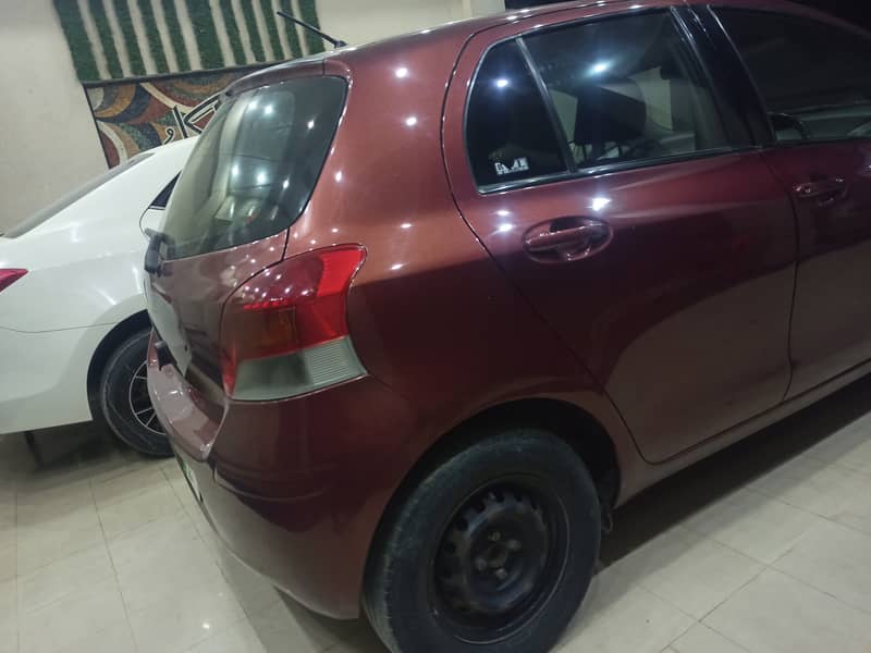 Just like brand new mehroon Vitz 2013 4