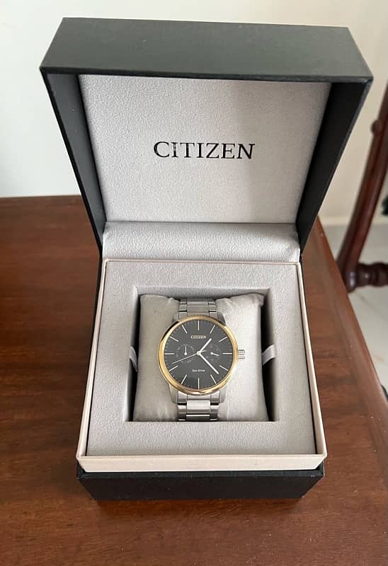 Excellent condition Citizen Eco-Drive Watch AO9044-51E for sale 3