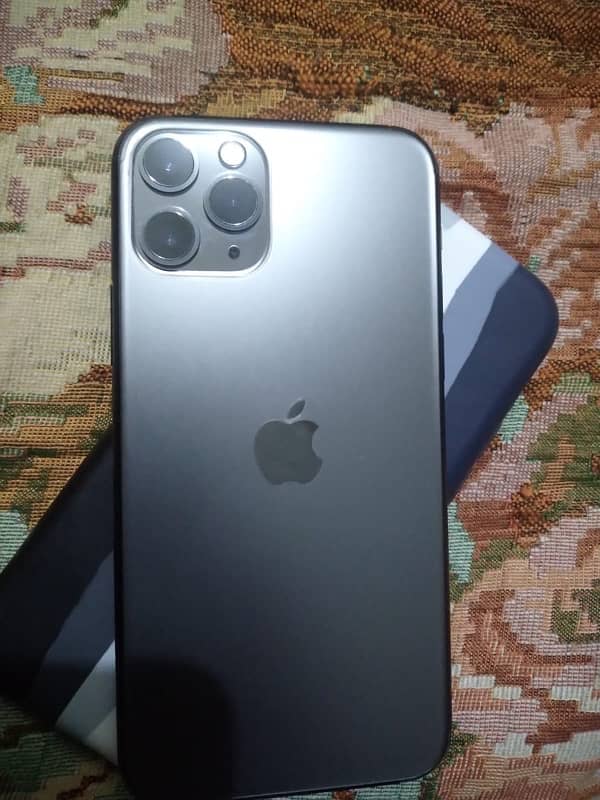 I phone 11 pro 256gb 10 by 10 condition 90  health factory unlock 4