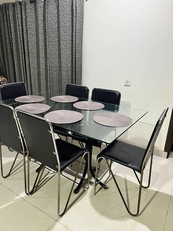 6 seater Dining table 0