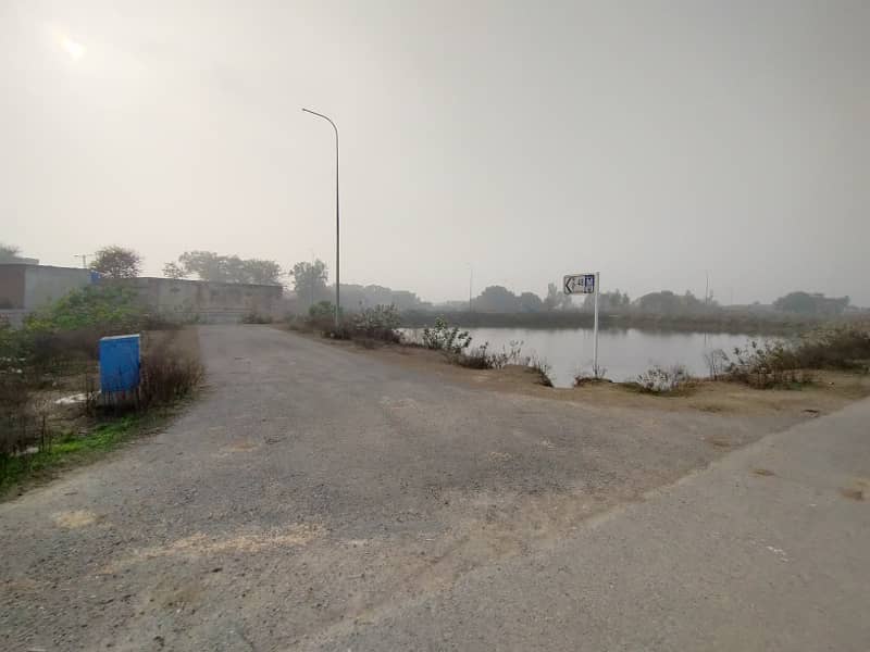 Corner 1 Kanal 40 Sq Feet Topnotch Location Residential Plot No 484 For Sale In DHA Phase 5 M Block Lahore 1