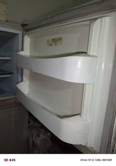 Refrigrator for sale