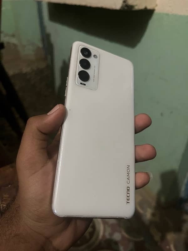 Tecno Camon 18T 4