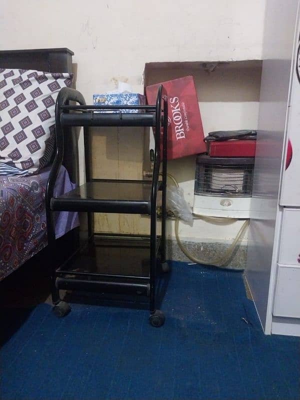 Tea trolly for sale 0