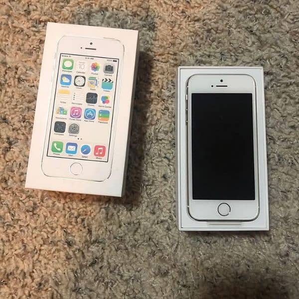 iPhone 5s 64gb with box 0