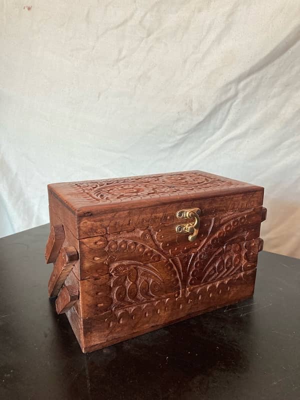 Wooden Jewelry and Accessories Box 0