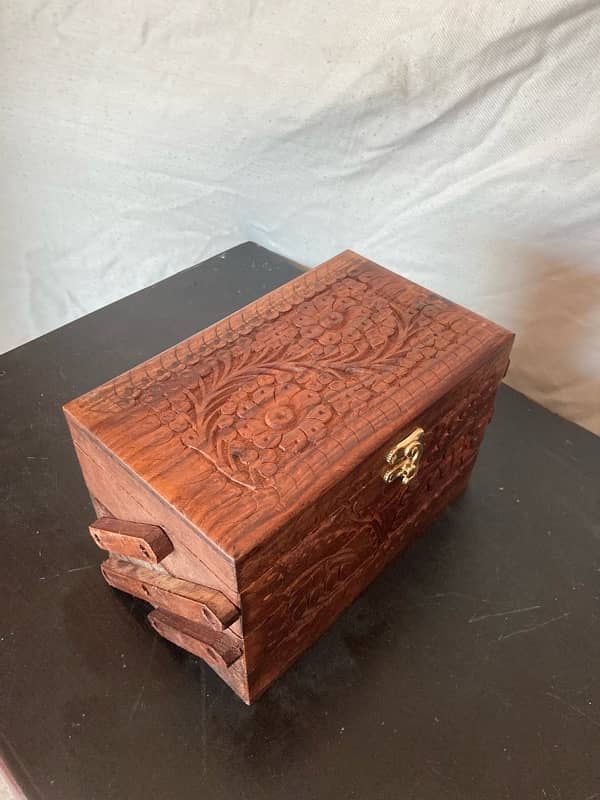 Wooden Jewelry and Accessories Box 1