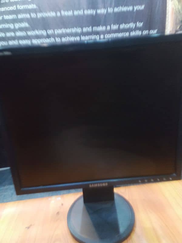 Samsung LCD 19 inch sahiwal 1