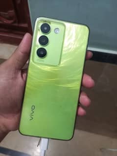 Vivo Y100 only 4 month use