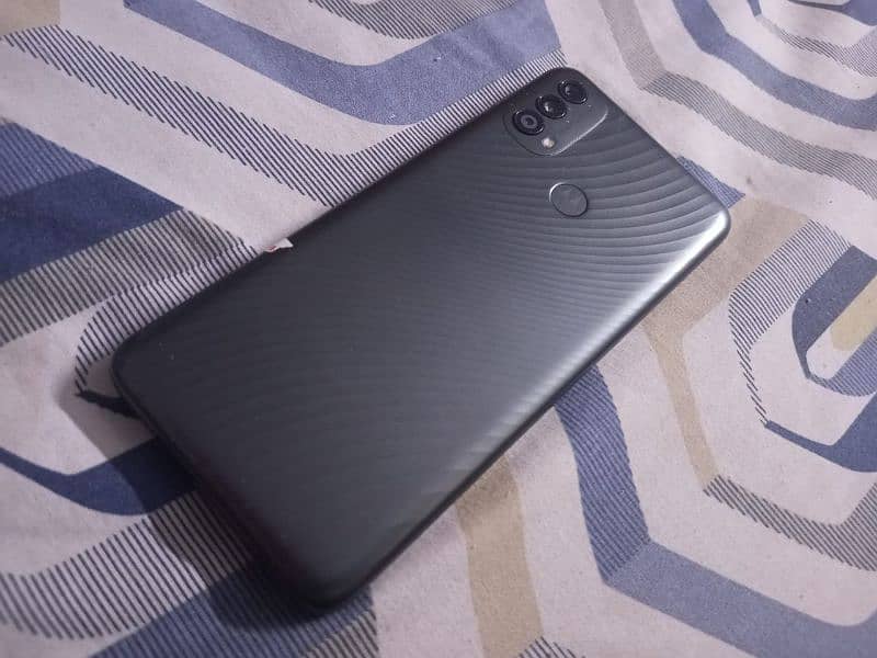 Moto E40 2