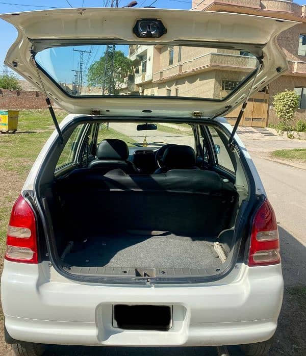 Suzuki Alto 2005 white 3