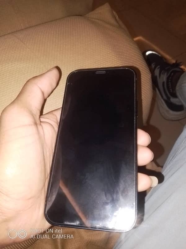 I phone 12 jv 10 by 10 condition 1