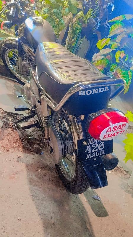 Honda CG125 all  documents 10/10 good working 1