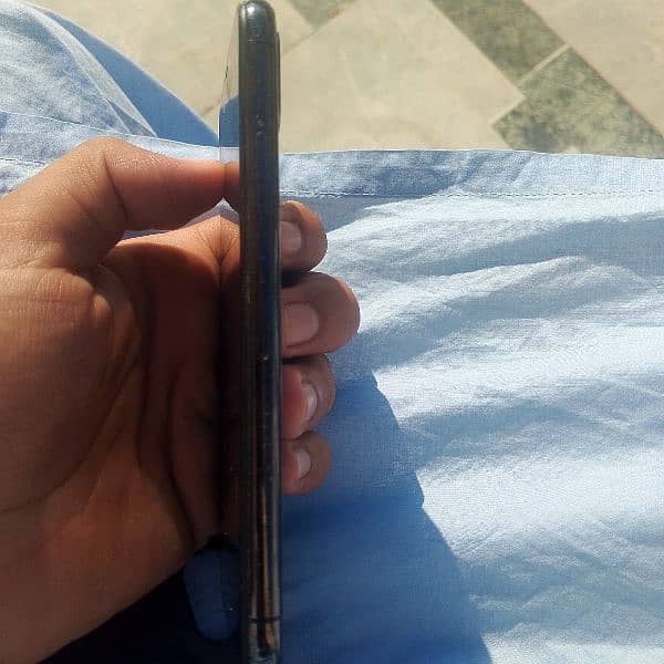 iphone x 64gb pta approved with box 2
