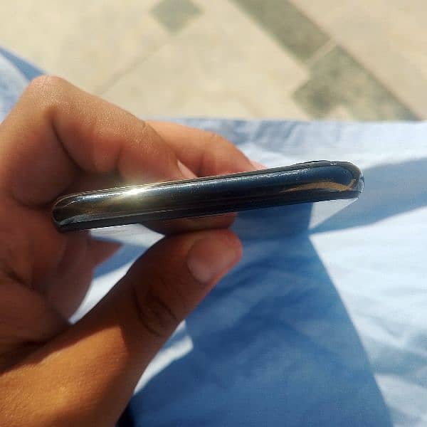 iphone x 64gb pta approved with box 3