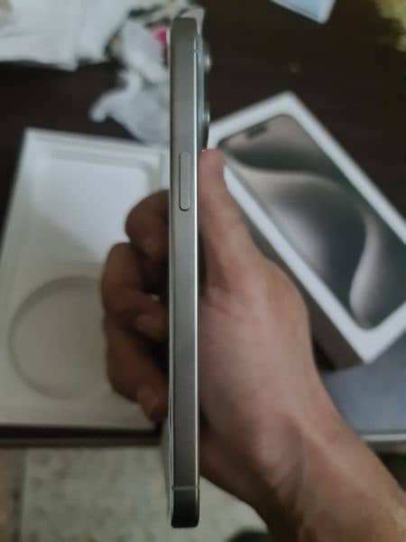 Iphone 15 pro max 256 natural titanium brand new non pta 6