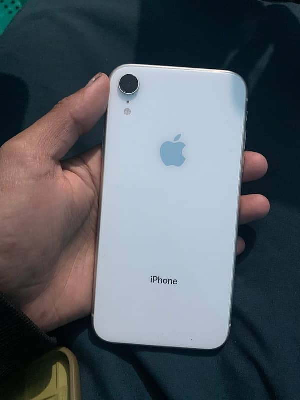 iphone xr 64 gb 2