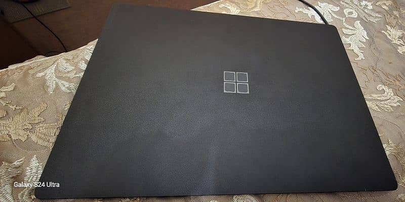 Microsoft Surface Laptop 5 1