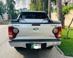 Toyota Hilux 2013