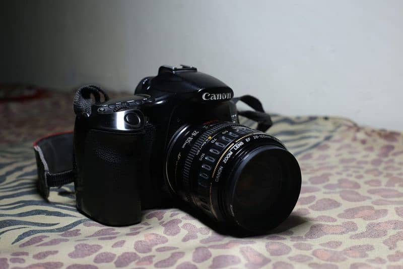 canon 60d camera with 28-105mm Lens 3