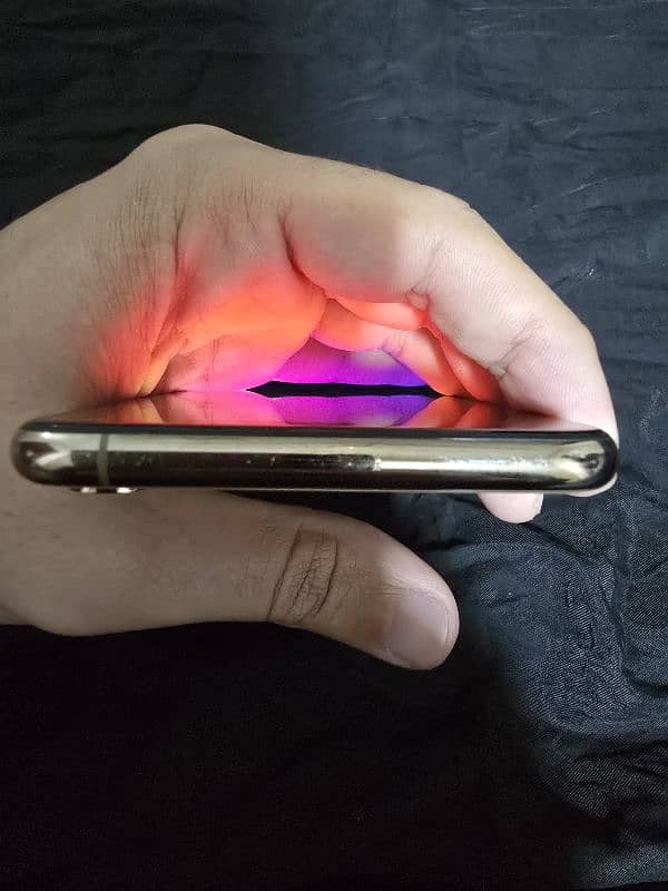 iphone xs max 256/gb pta approved 3