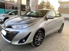 Toyota Yaris 1.5 full option 2020