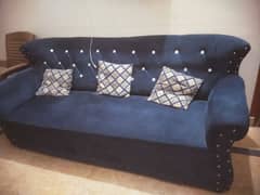 5 Seater Sofa Set In Good Condition