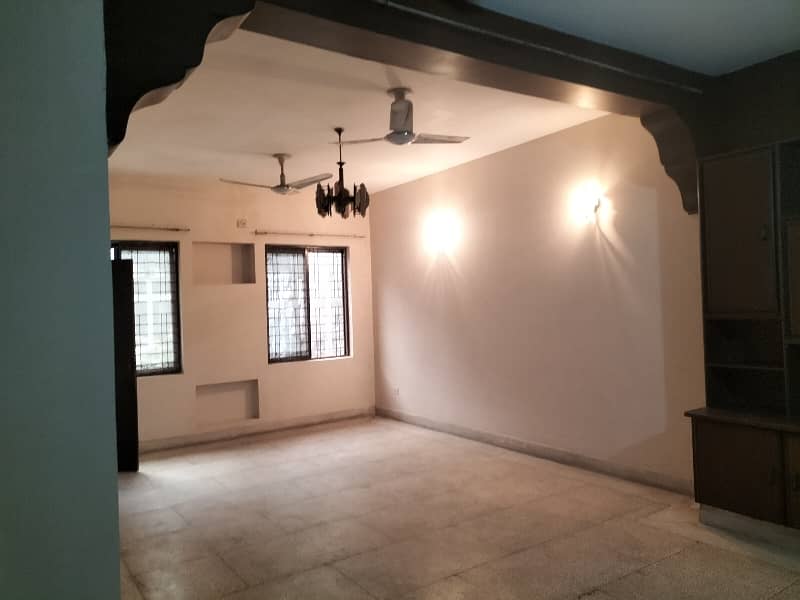 Johar Town Near Akbar Chowk 5 Marla Solid Double Story House Gated community 0