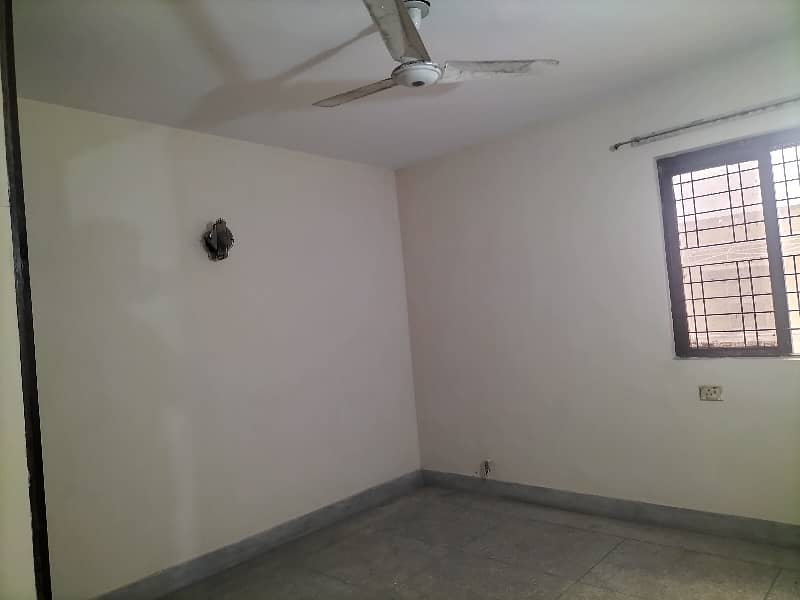 Johar Town Near Akbar Chowk 5 Marla Solid Double Story House Gated community 7