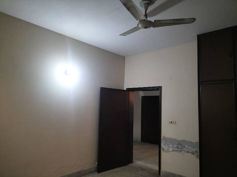 Johar Town Near Akbar Chowk 5 Marla Solid Double Story House Gated community 17