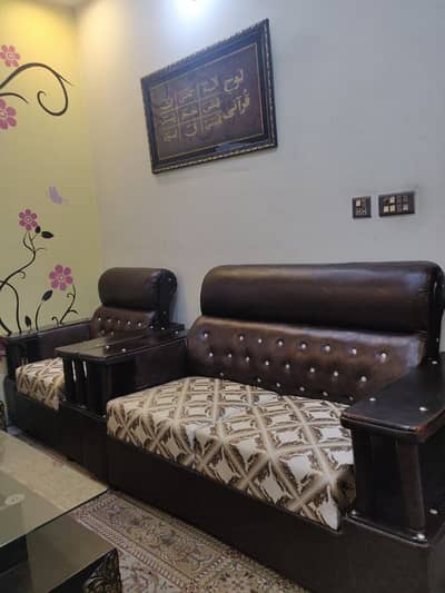 Sofa Set (6 Seater) for Sale