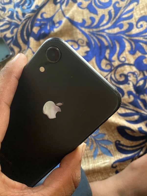 IPhone XR 128 GB factory unlock 1