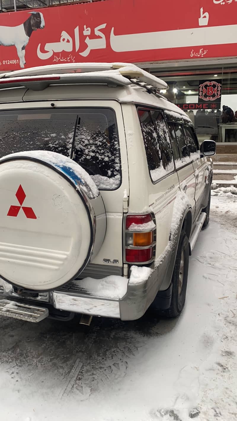Mitsubishi Pajero 1995 1