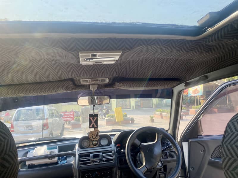 Mitsubishi Pajero 1995 13