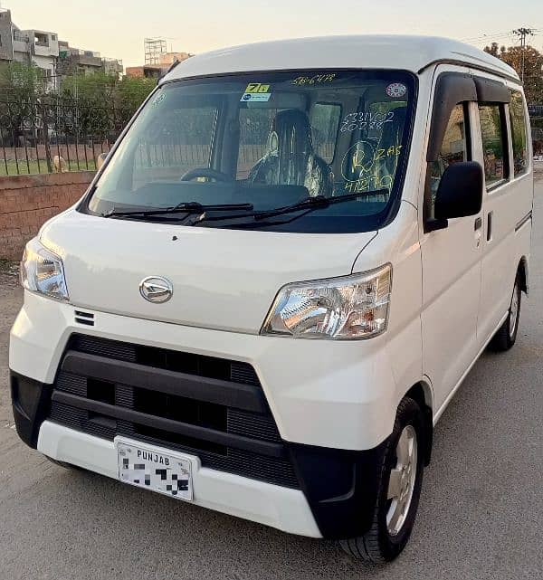 Daihatsu Hijet 2024 1