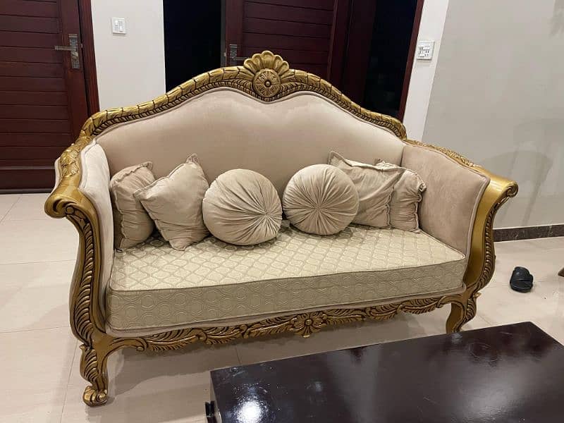 Sofa Set 7 Seat's Gold + tables 5