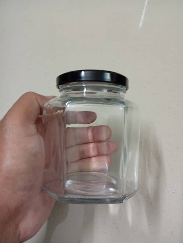 Glass Jars (Square and Hexagonal) 400mL / 500 Grams 1
