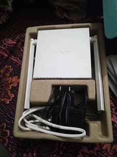 TP-Link TL-WR820N 300Mbps Wi-Fi Router for Sale