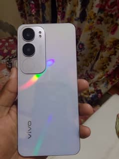 vivo y19s  one month use Huwa hai ORIGINAL CHARGER SATH HAI DBA NAI