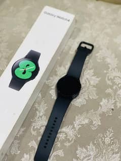 Samsung watch 4 complete box