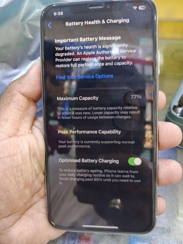 i phon xs max with charger orignel 0