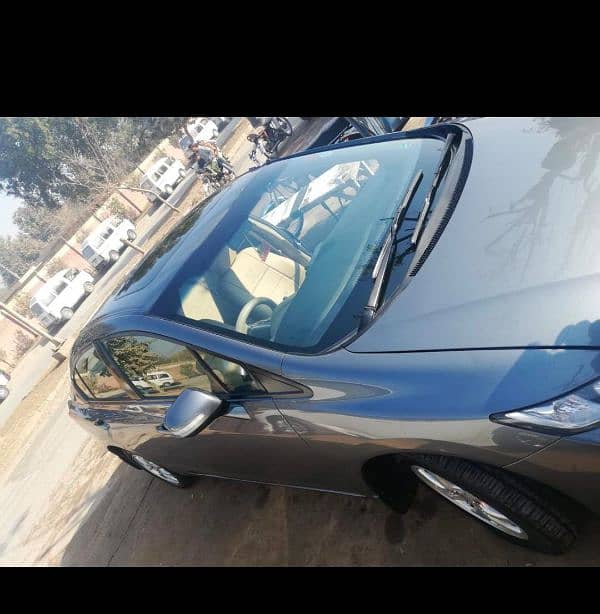 honda civic rebirth 2014 model only serious buyer call me please 11