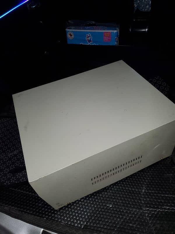 1500 watt ups 10/10 condition. wtsapo 03060696666 1