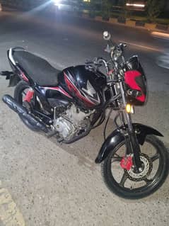 HONDA CB 125F (2018)