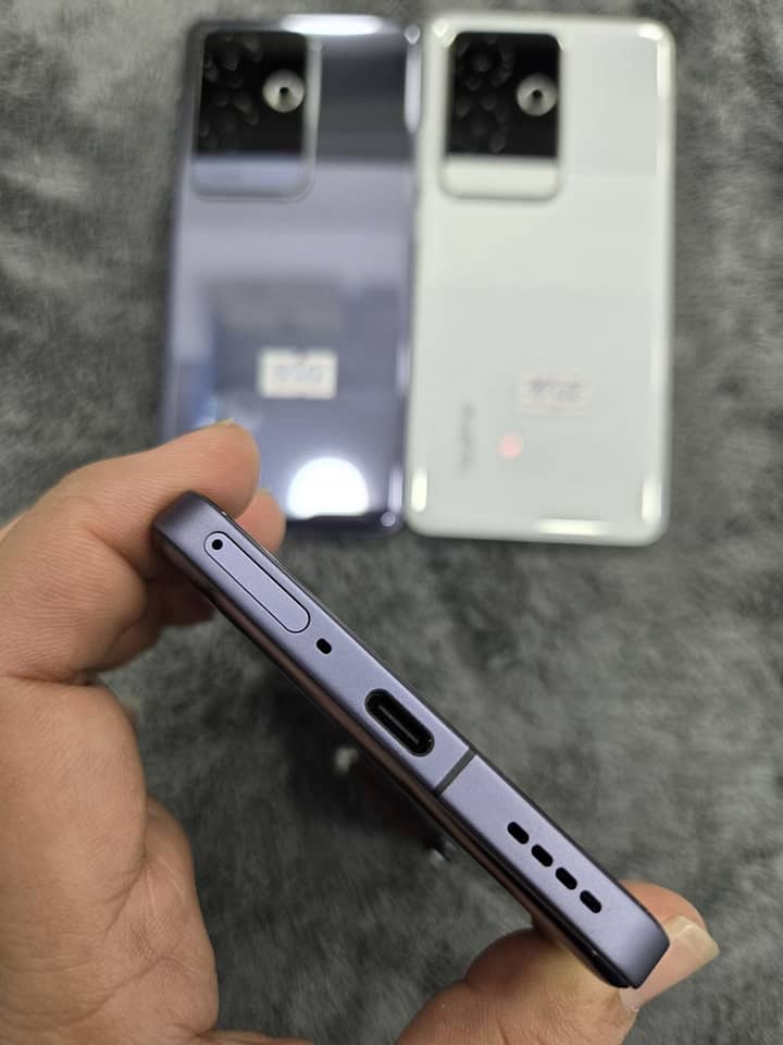 Realme GT6 3